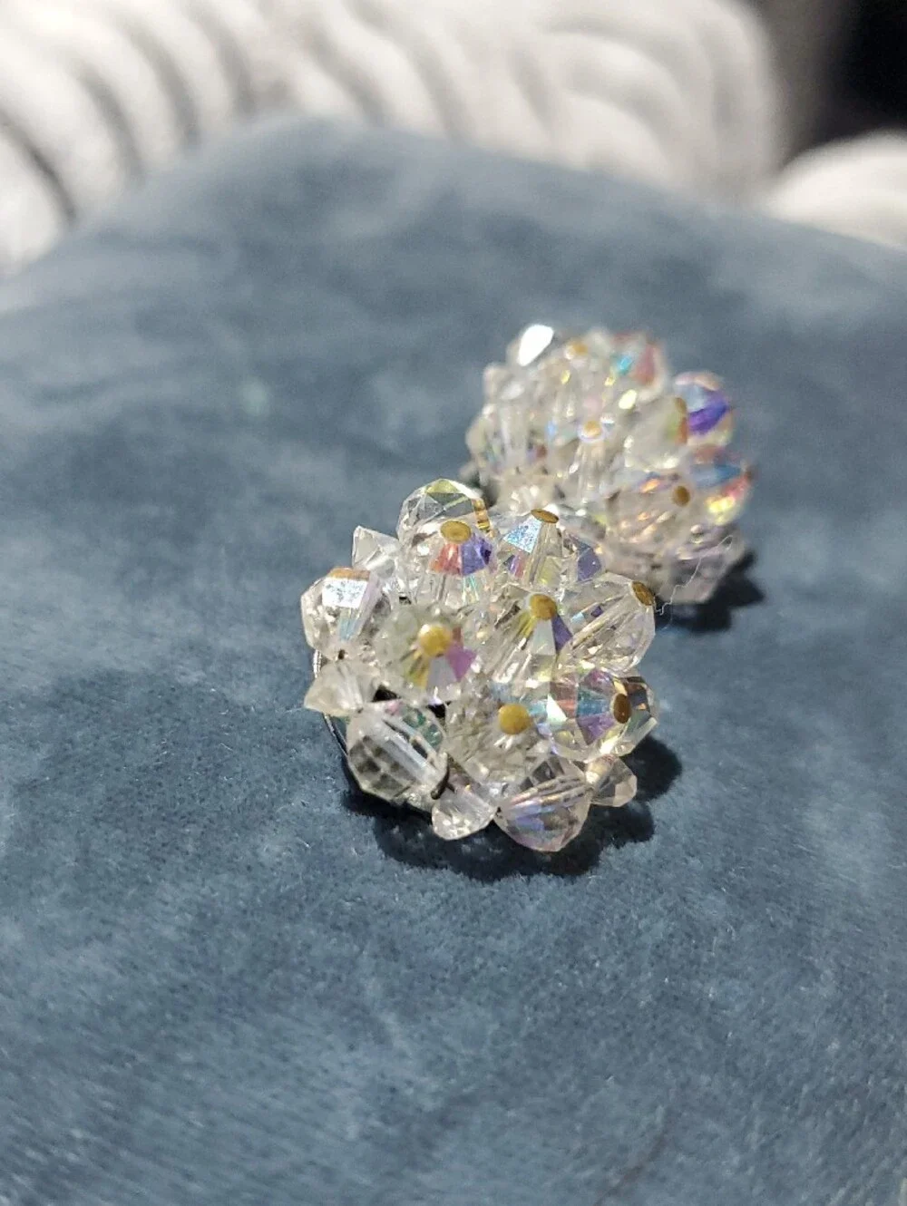 Vintage Iridescent Crystal Cluster Stud Earrings - Clear Aurora Rainbow Clip On